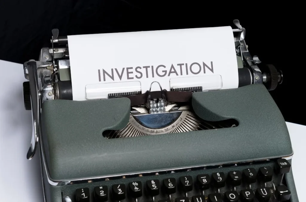 green-and-white-typewriter